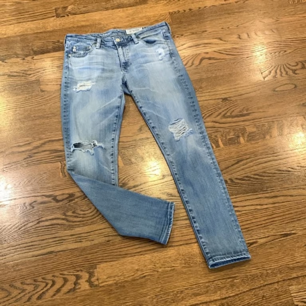 Distressed Light Blue Women's Jeans